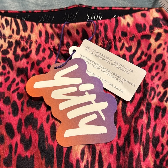 Headliner Shaping High Waist Legging; Yitty by Fabletics Size XL - Picture 5 of 5